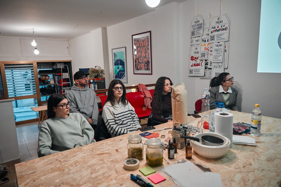 Comunità Sostenibili, activities at Casa Naqah