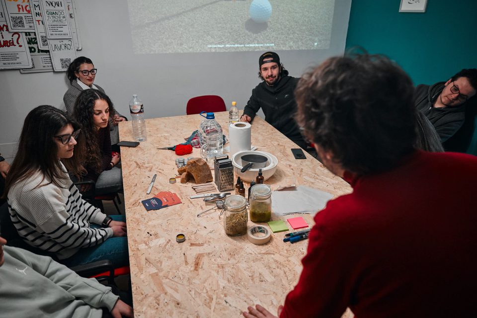 Comunità Sostenibili, activities with young people