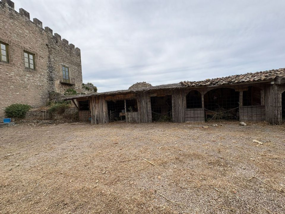 The Castle Gardens in Marineo, where INNESTO takes place
